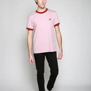 Camiseta Paris Rosa Claro
