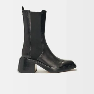 Botines de piel negra puntera cuadrada