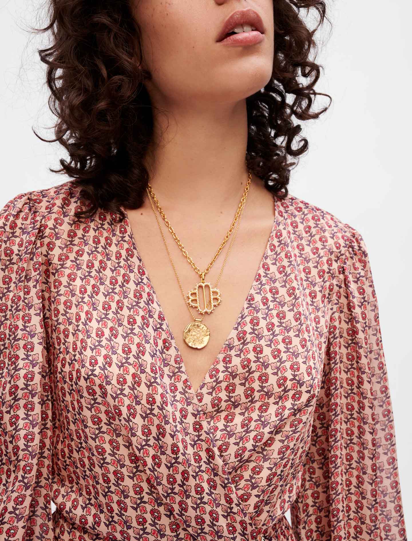 Vestido drapeado de raso estampado - Imagen 6