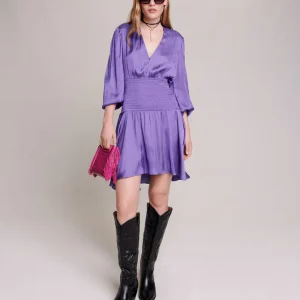 Vestido corto satinado