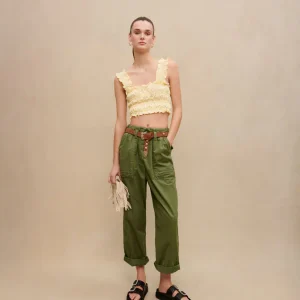 Top corto con volantes