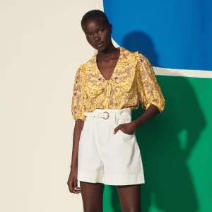 Blusa estampada de cuello amplio