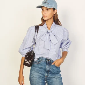 Camisa de cuello con lazo