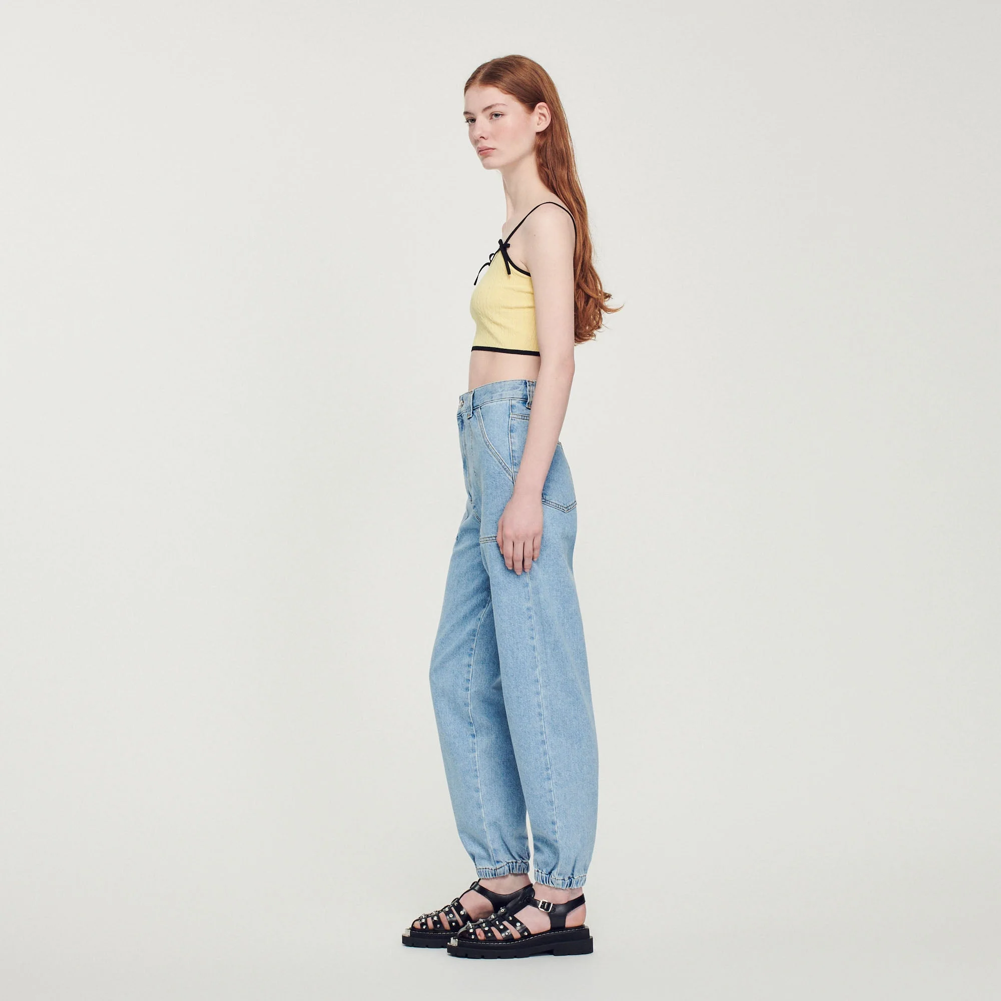 Vaqueros de denim desteñido - Imagen 6