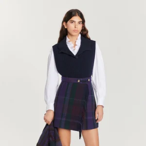 Falda corta con flecos