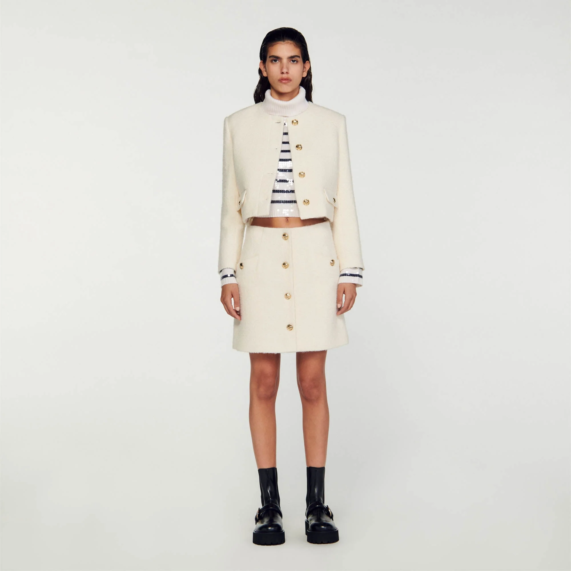 Falda corta de tejido de rizo