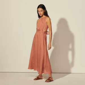 Vestido largo de rayas finas