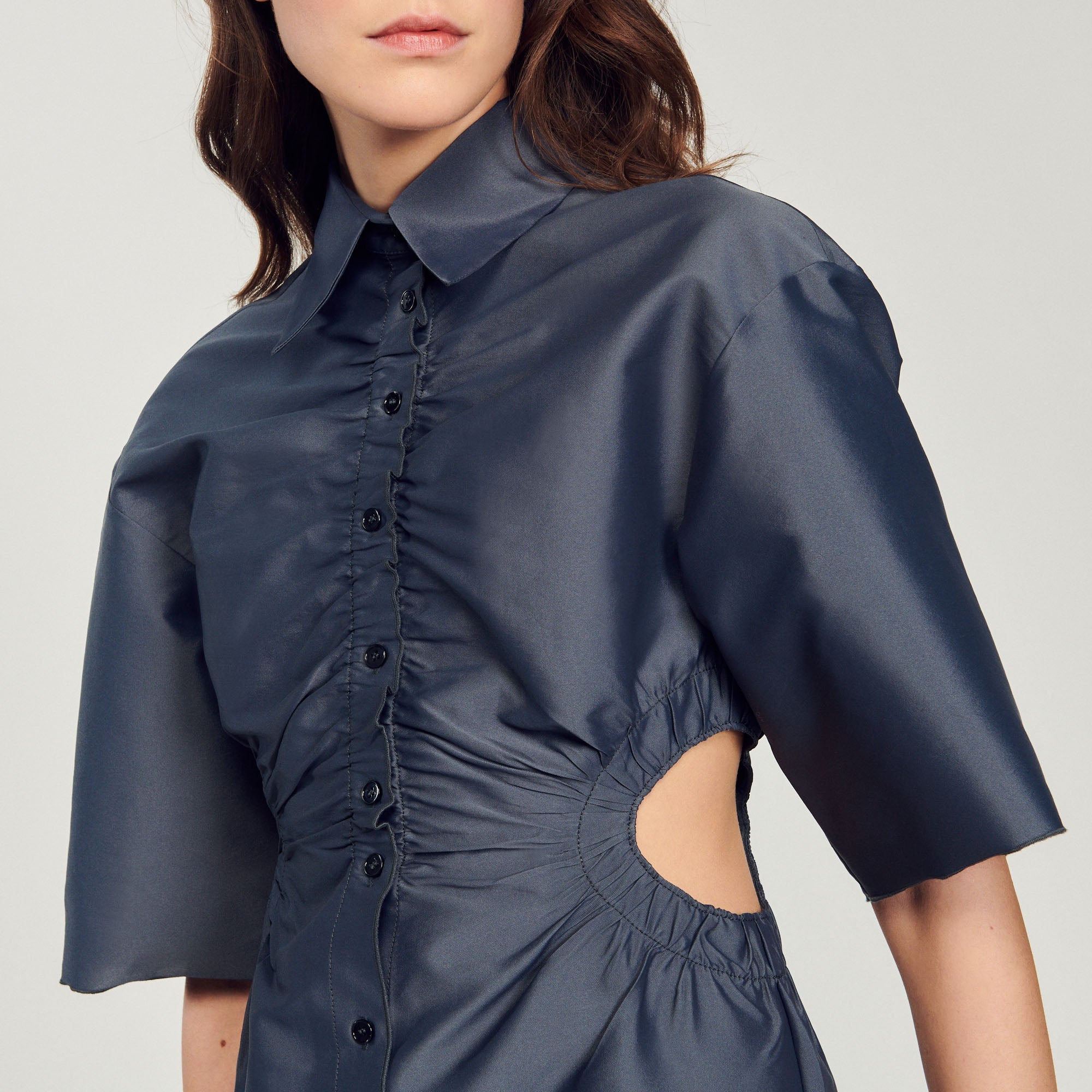 Vestido camisero corto - Imagen 3