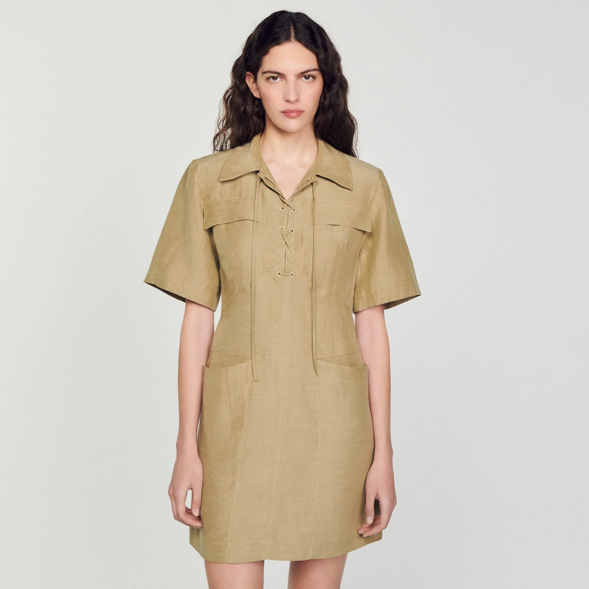 Vestido corto con lazada - Imagen 4