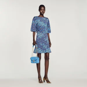 Vestido corto con estampado floral