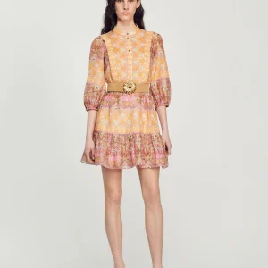 Vestido corto con estampado de fular