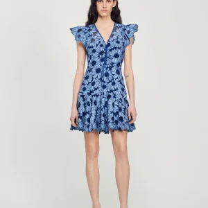 Vestido de guipur con margaritas