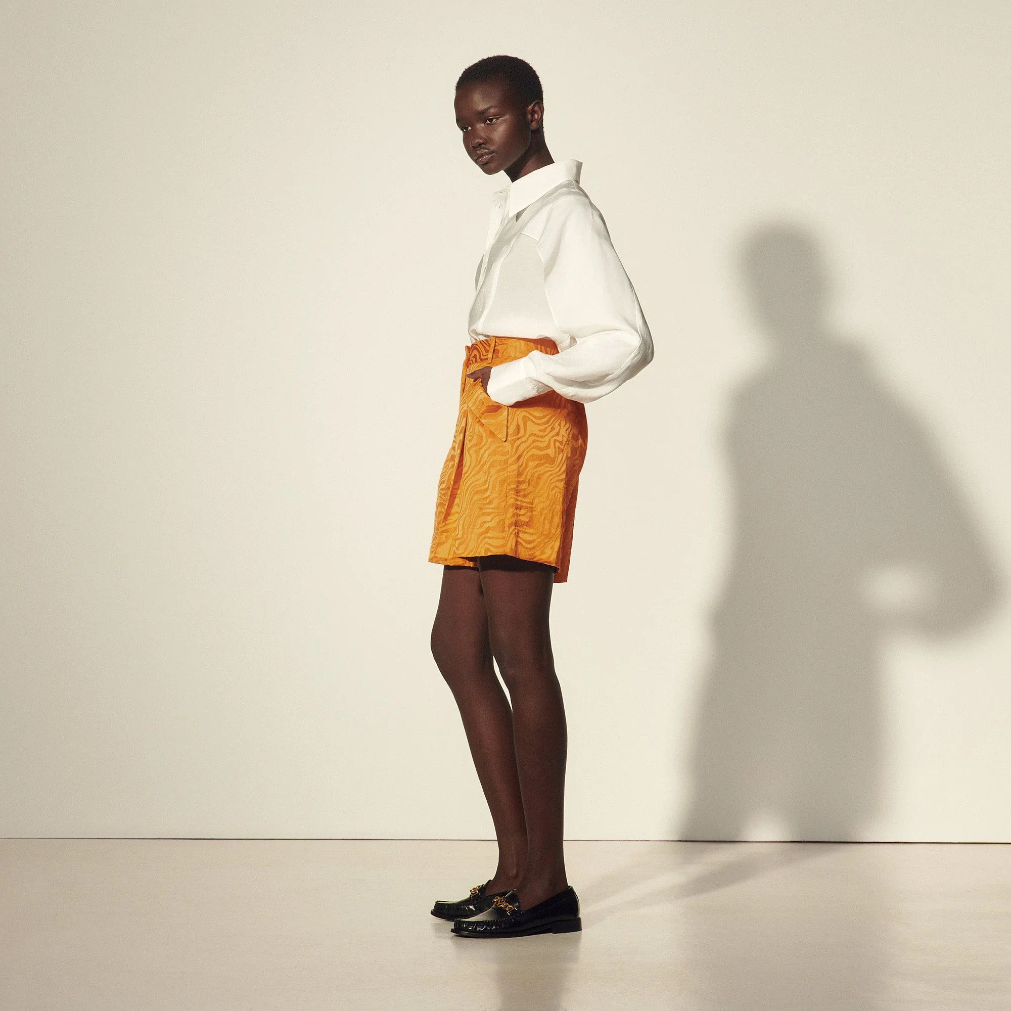 Shorts ancho de jacquard tono sobre tono - Imagen 3