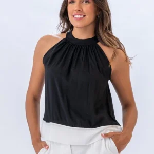Musculosa con Cuello Alto Negra