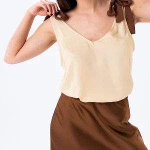 Musculosa Lirio Beige