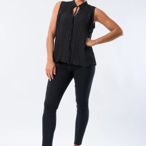 Blusa Plisse Negra
